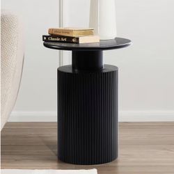 2 End Tables And Coffee Table