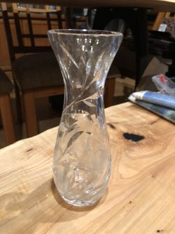 Vintage Deep Cut 24%lead Crystal Vase