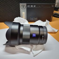 Sony Zeiss FE 55mm 1.8 Camera Lens