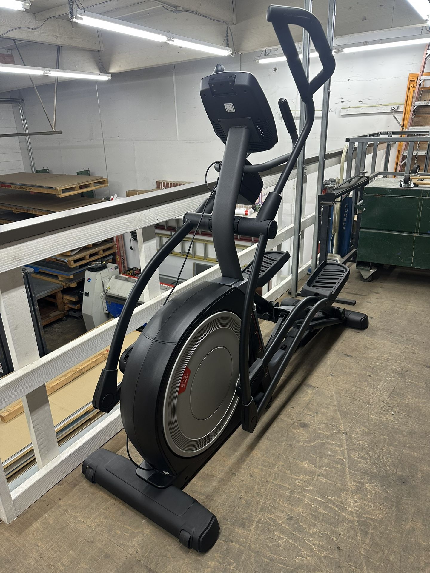 Pro-Form Pro 9.9 Elliptical Trainer