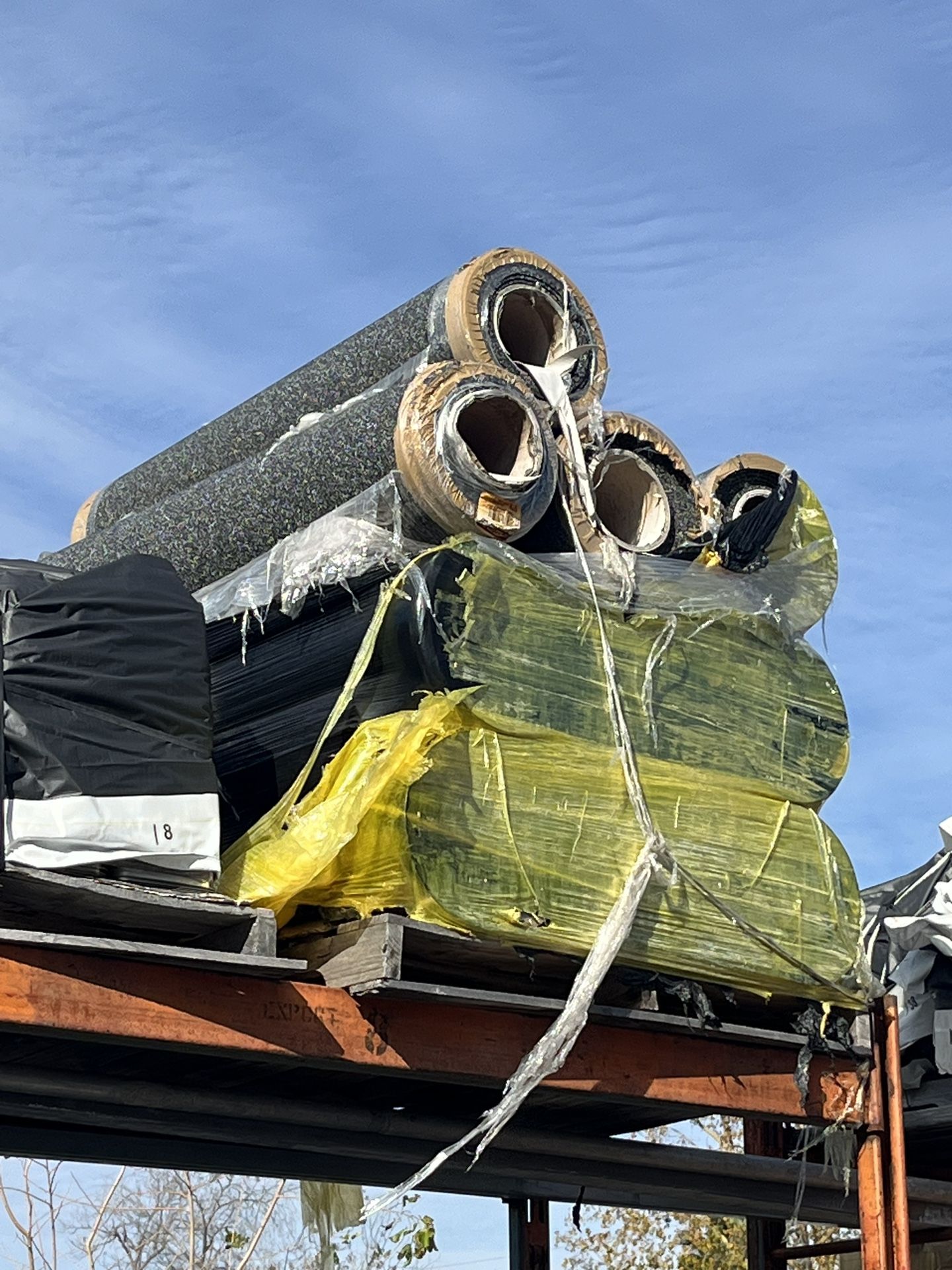 vulcanized rubber flooring half price - $2 per sqft great for home gym heavy duty protection 3/4”