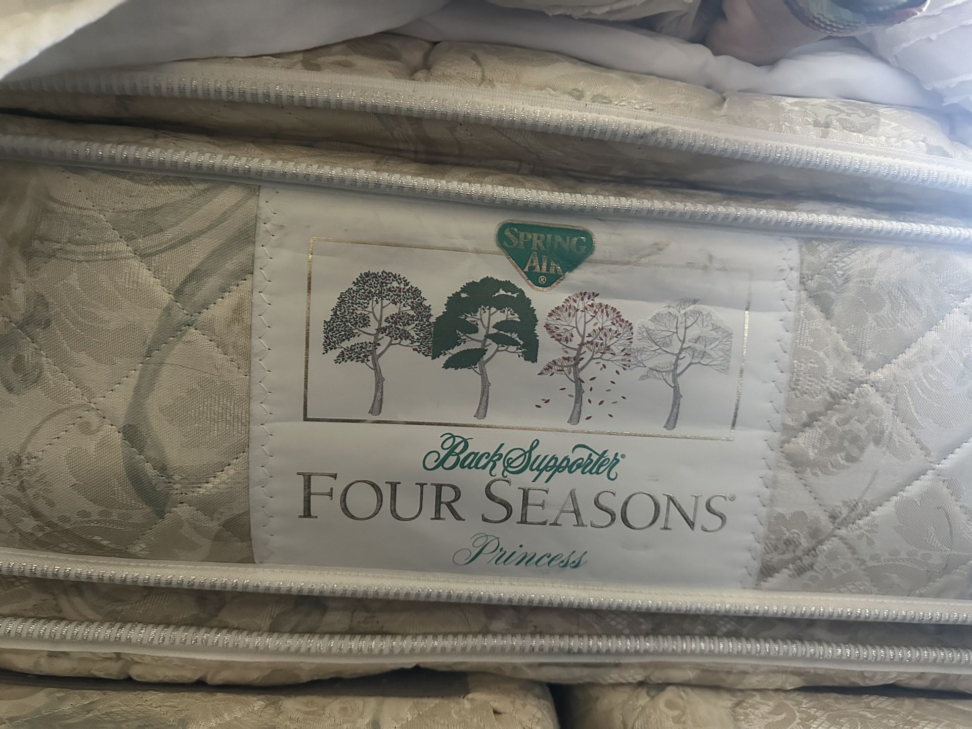 Spring Air Back Support King Two-Sided Mattress And Box Spring