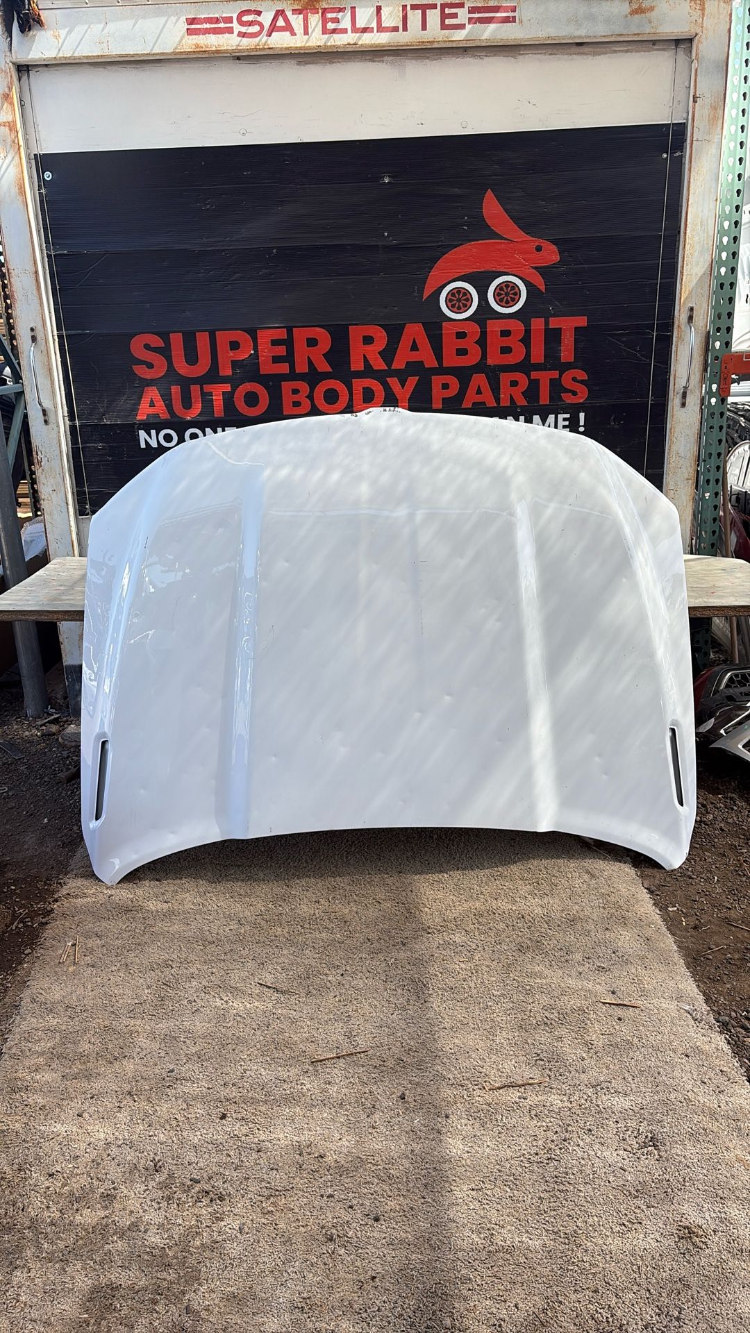 2019 Ram Hood OEM Original HAIL DAMAGE 2025