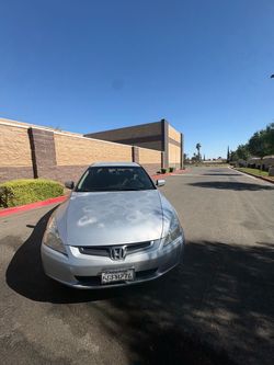 🔥 2004 Honda Accord 4-Cylinder — $3,800 OBO 🔥