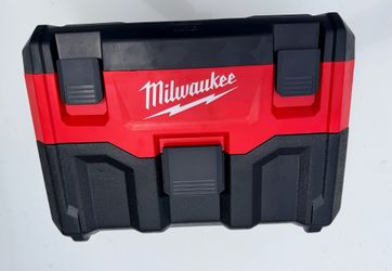 Milwaukee M18 18-Volt 2 Gal. Lithium-Ion Cordless Wet/Dry Vacuum (Vacuum-Only)