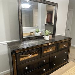 Dresser For Sale