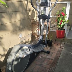 Pro Form Fitness Elliptical