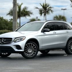 2019 Mercedes Benz GLC 300 