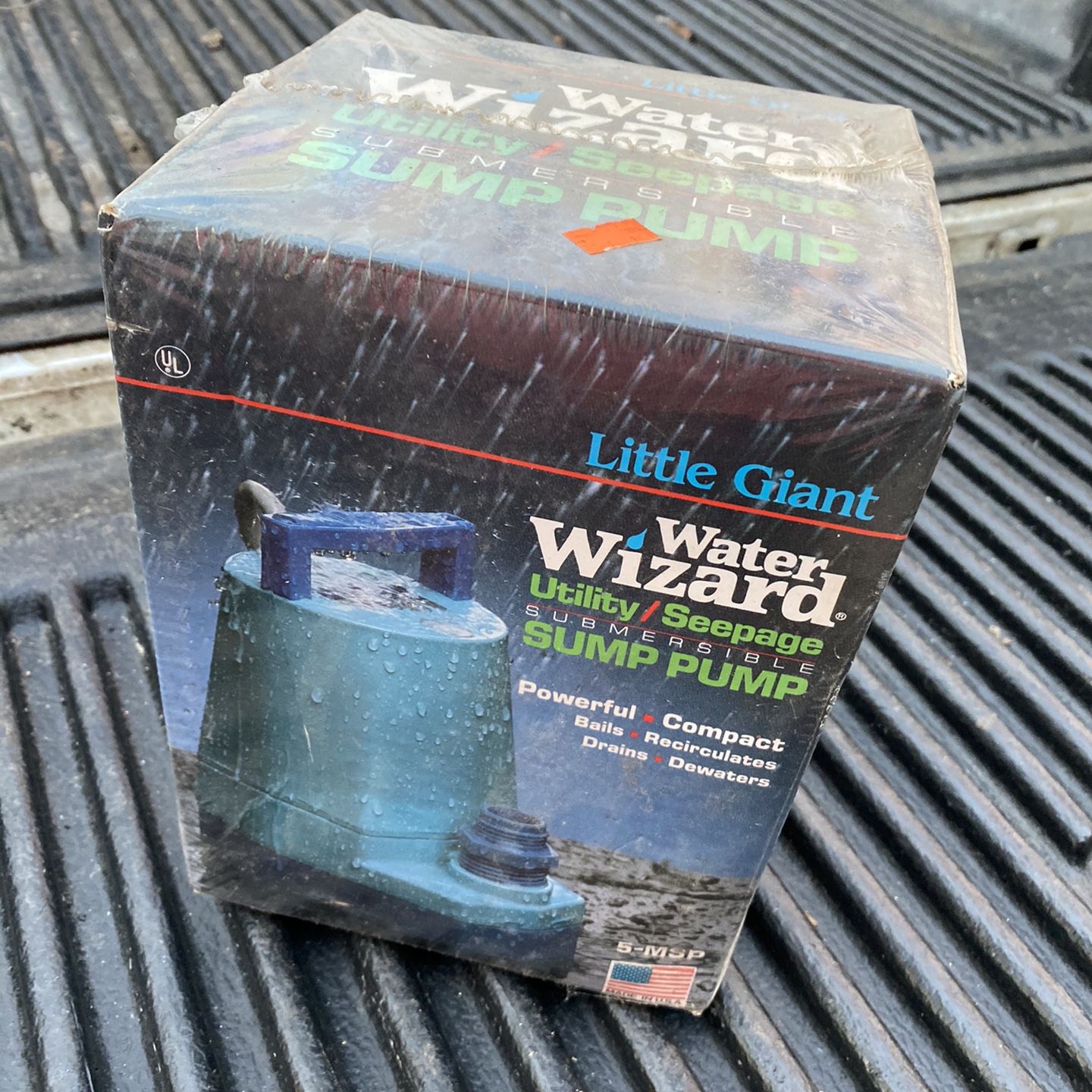 Water Wizard Little Giant Submersible Sump Pump - Brand new in box. Box has damage /dirt on it from storage. I have two available - $75 each. Featur