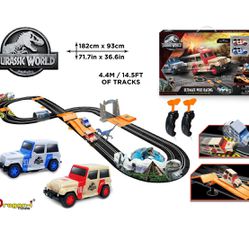 Jurassic World - Ultimate Wild Race Set, Scale: 1:43, Track Length: 4.4m (14.5ft.)