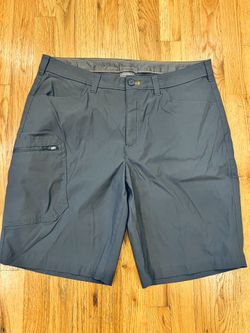 Eddie Bauer Men’s UPF 50+ Classic Fit Stretch - Size 36