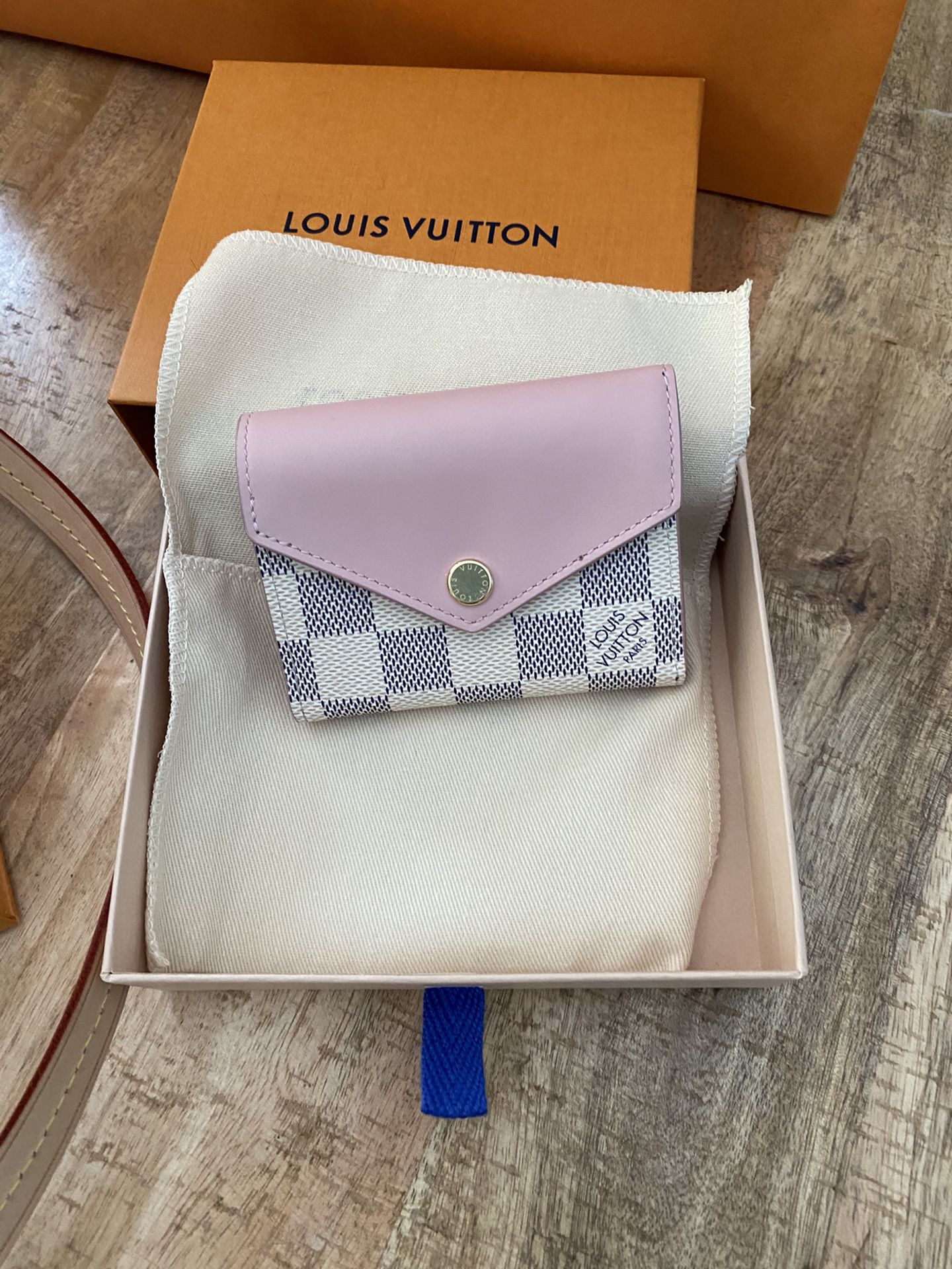 Louis Vuitton Crossbody Purse And Wallet for Sale in Brooksville, FL
