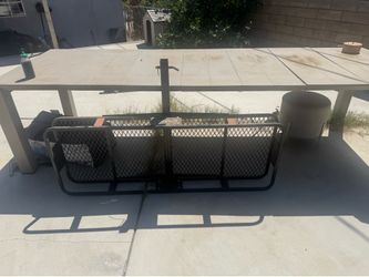 Cargo hitch