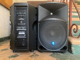 Mackie Speakers