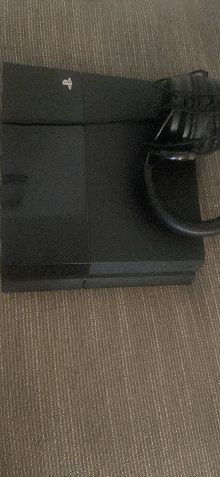 PS4