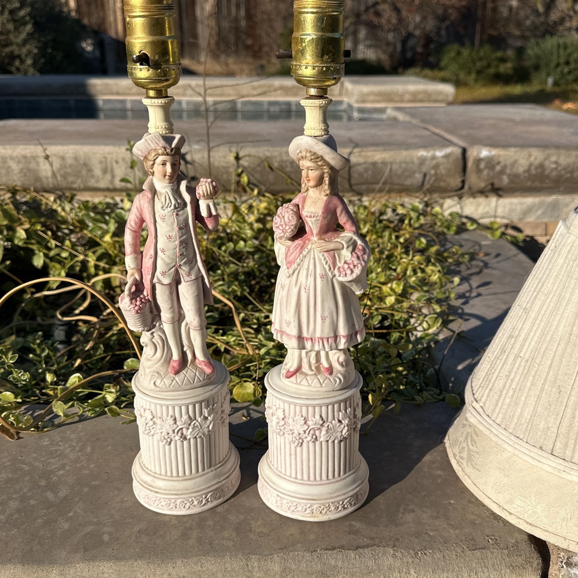 Antique Man And Woman Lamp
