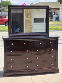 DRESSER WITH MIRROR