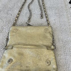 Genuine Italian leather Metallic Gold Crossbody 8 x 8.5” 2 chainlink straps