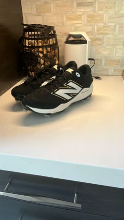 New Balance, Baseball Cleats