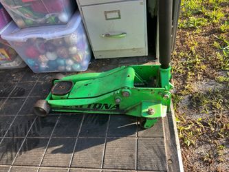 Daytona Floor Jack