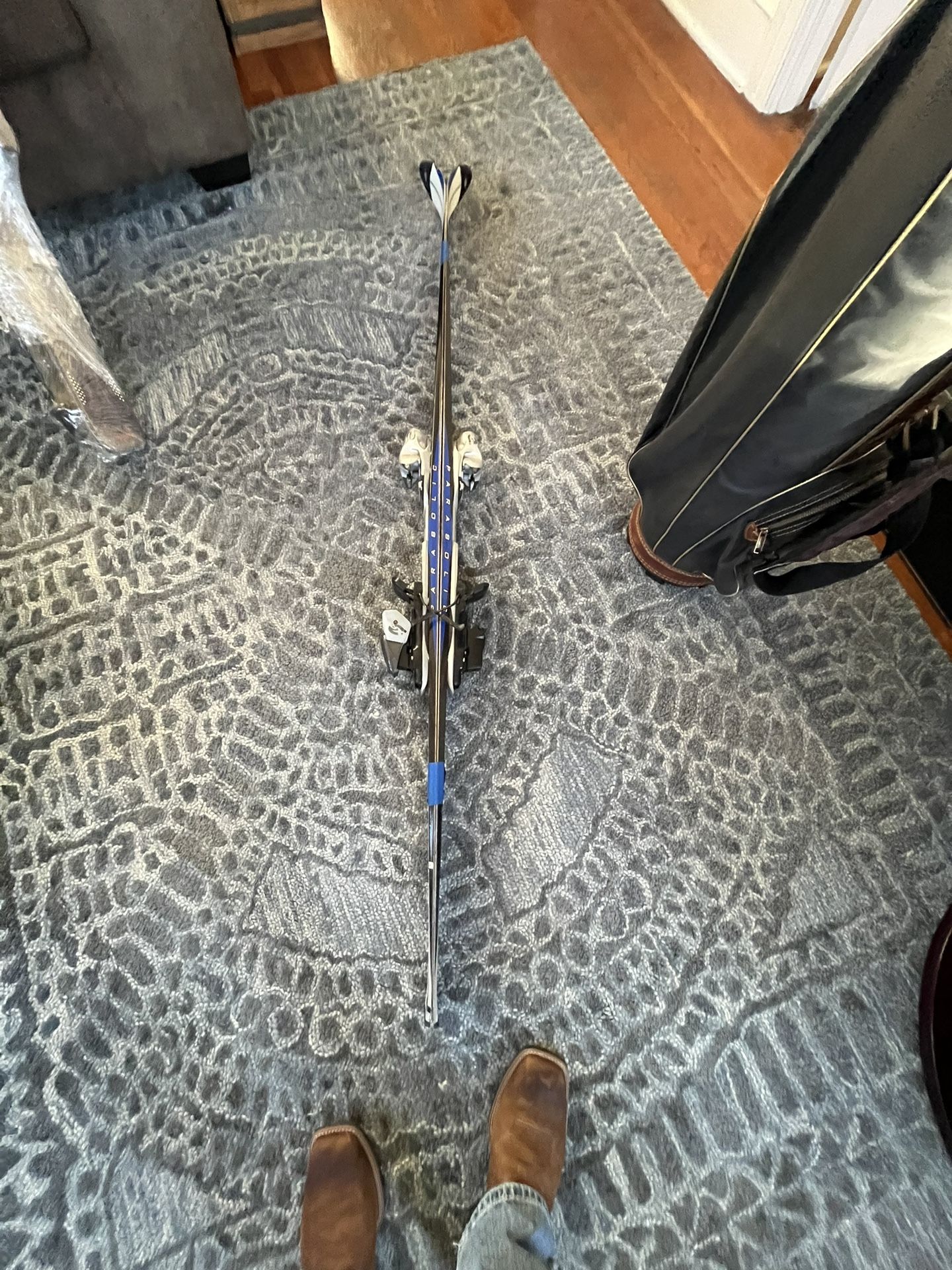 Skis