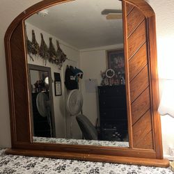 Large Wooden Framed Mirror – Arched Top