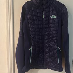 Ladies Northface Size XS 