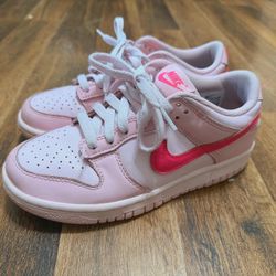 Triple Pink dunk Lows 