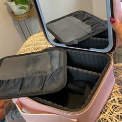 Travel Makeup Bag With LED Mirror 
