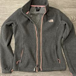 The North Face Women’s Fleece, Size Small