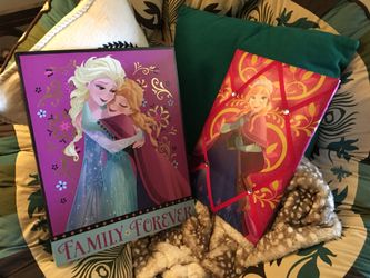 Frozen kids wall hangings