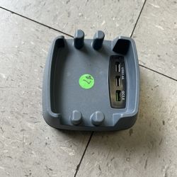 USB charging station