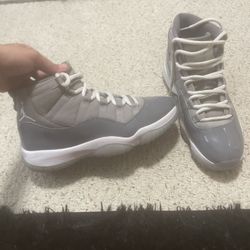 Wolf Greys Jordans 