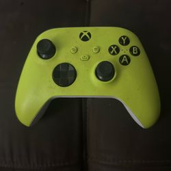 Xbox One Wireless Controller 