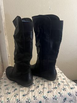 Tall Boots And Rain Boots 