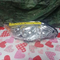 2011-13 Toyota Corolla Right Headlight 