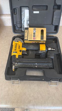 Dewalt Staple Gun