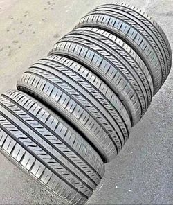 205/55/16 sentury Selling a set of 4 tires in excellent condition 🫡