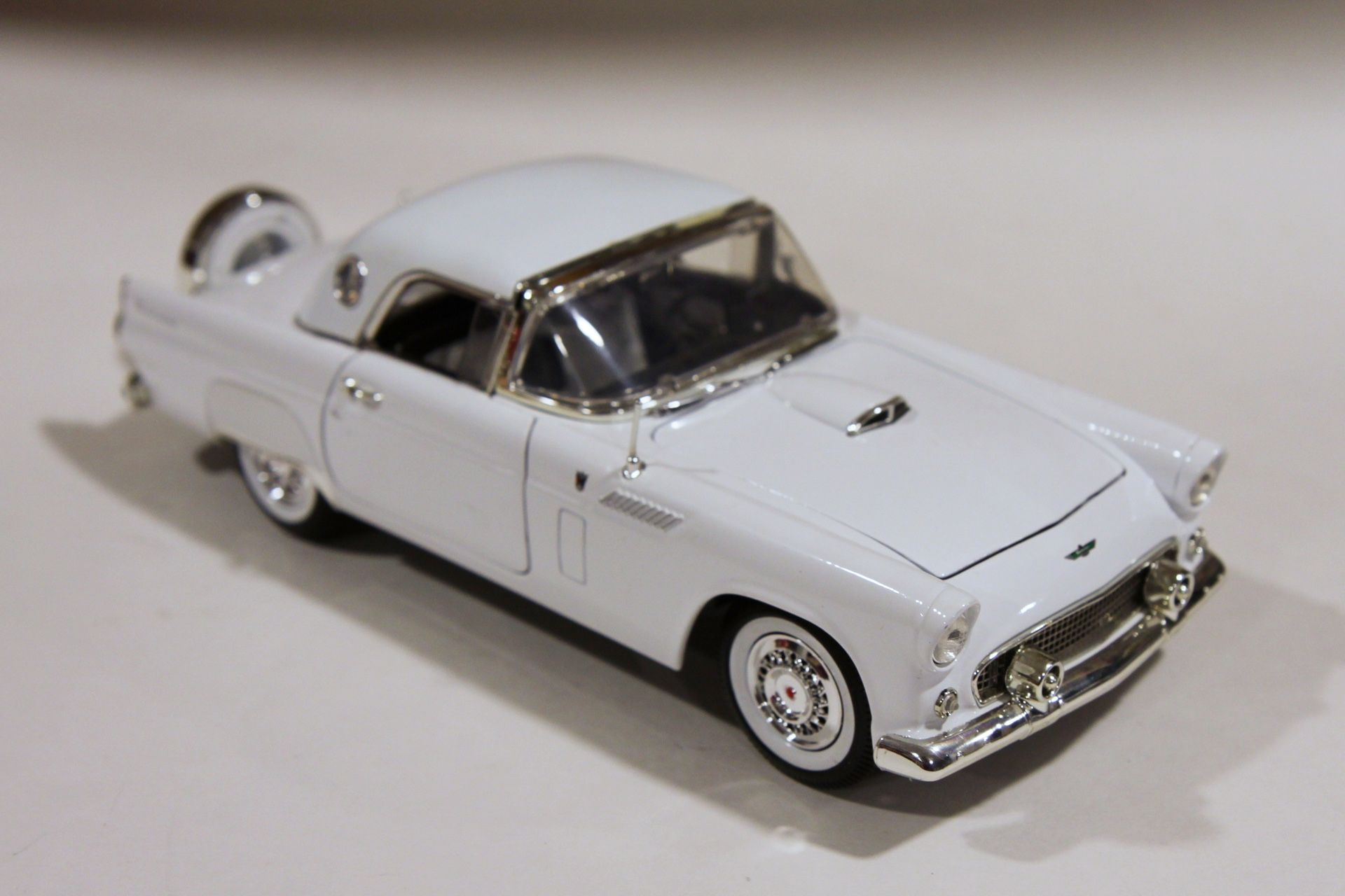 Motor Max “American Graffiti” 1956 Thunderbird Model