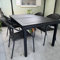 Extendable Outdoor Table And Chairs 