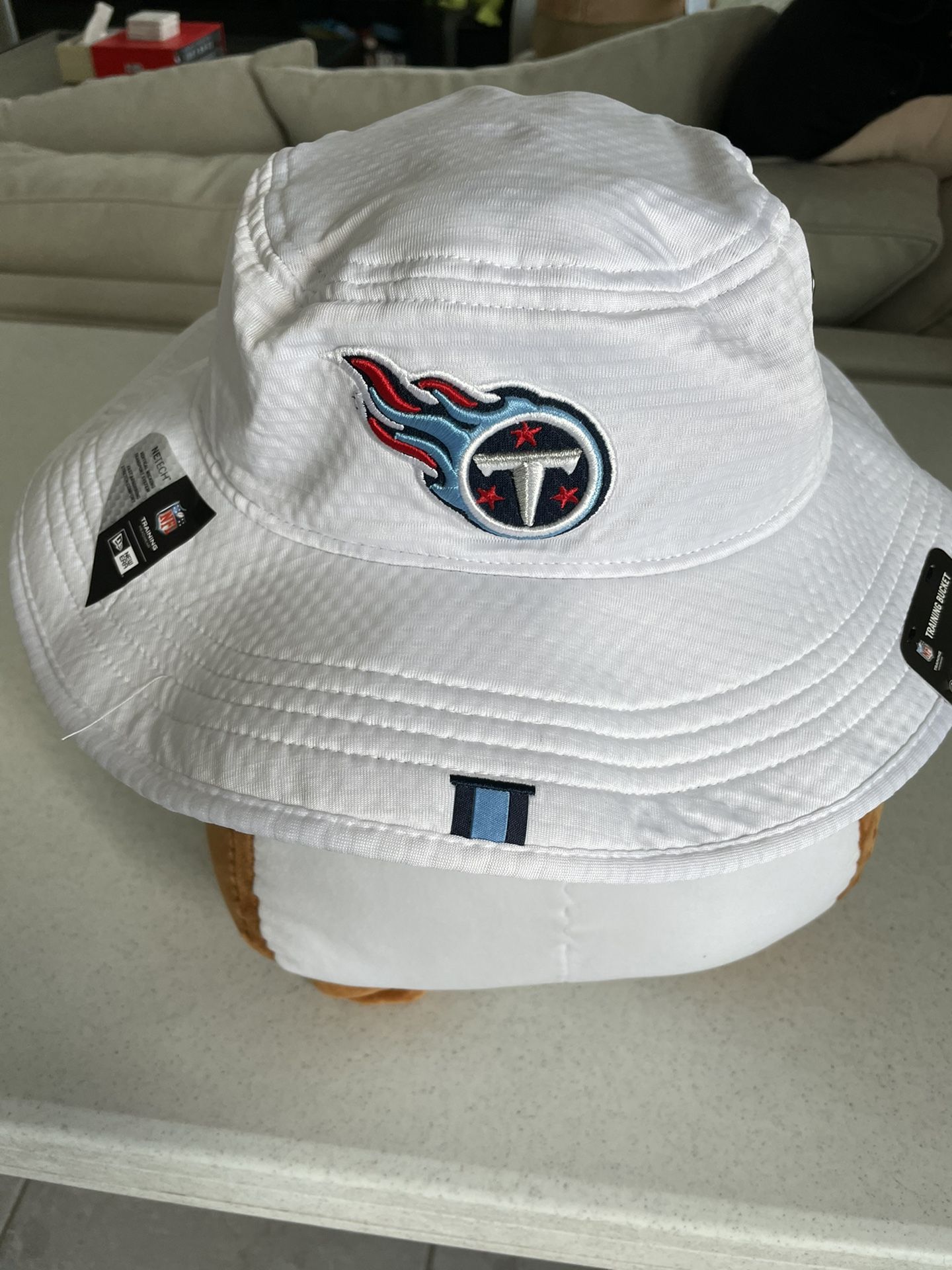 NFL Tennessee Titans Bucket Hat Blue - $10 (86% Off Retail) - From Marty