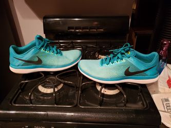 Nike size 8 1/2 running shoes