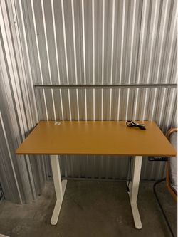 Adjustable Standing Desk