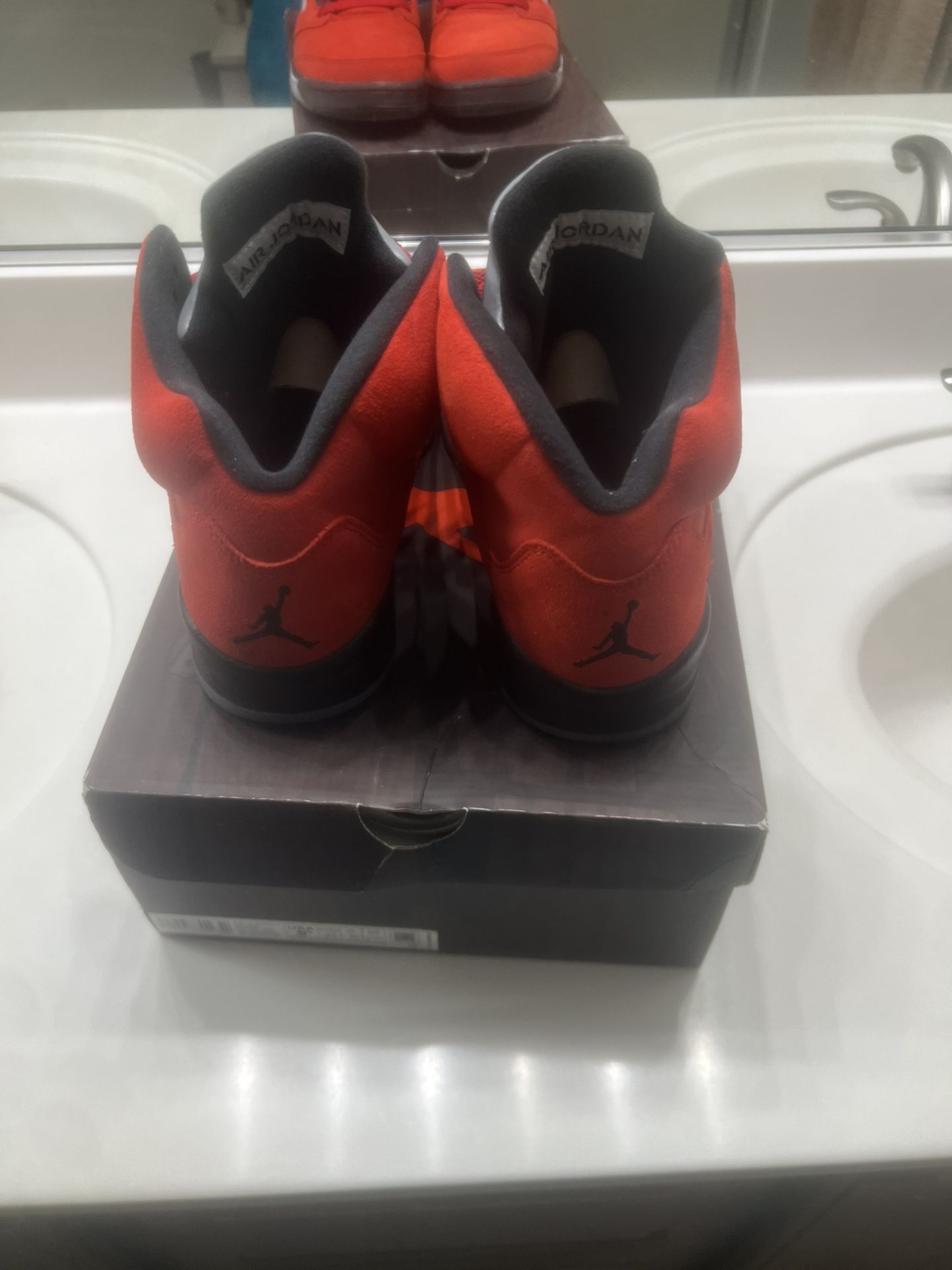 Jordan’s 5 Raging Bulls