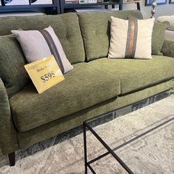 Sofa Instock