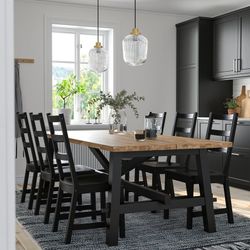 Table And Chairs 
