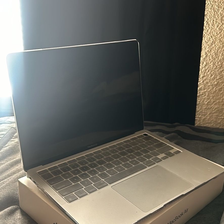 2021 MacBook Air 