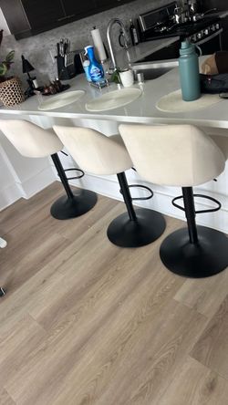 Bar chair