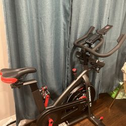 Schwinn IC4 Exercise Bike for Sale in Hackensack NJ OfferUp