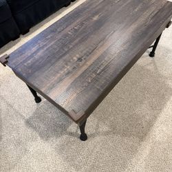 Coffee Table - Lifting Top w/ Storage 